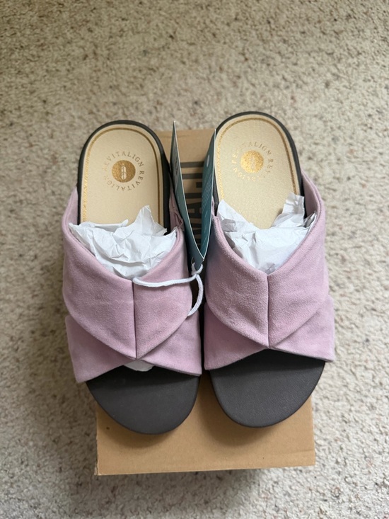 REVITALIGN Shoes - Revitalign Riviera Sandals Sz 6D Mauve Pink Suede Comfort Slides NEW